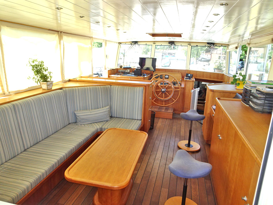 foto: 4 Luxe Motor 24.00, UBC Rijn