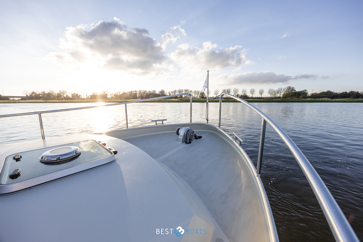 foto: 35 Linssen Grand Sturdy 33.9 AC