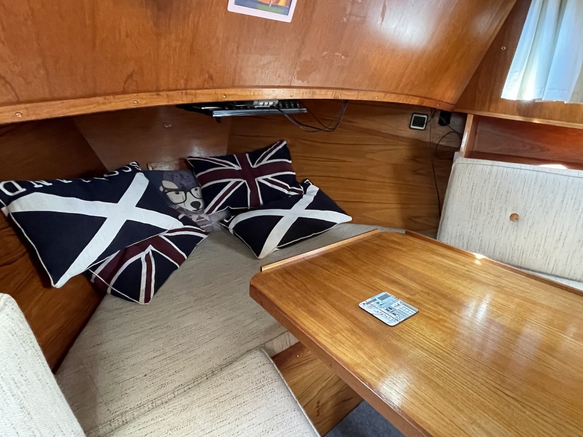 foto: 4 Beenhakker kotter 900