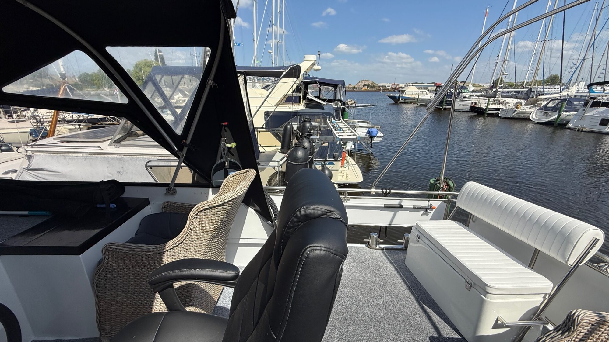 foto: 4 Valkkruiser Valkkruiser Content 12.80 AK Cabrio