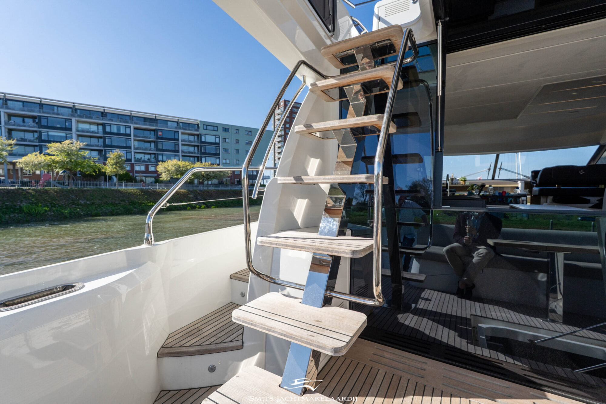 foto: 5 Prestige Prestige 590 Flybridge