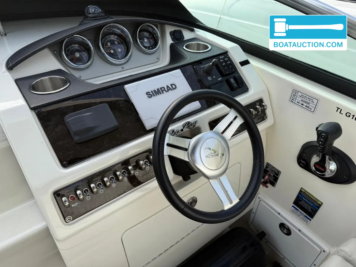 foto: 4 Sea Ray 265 Sundancer