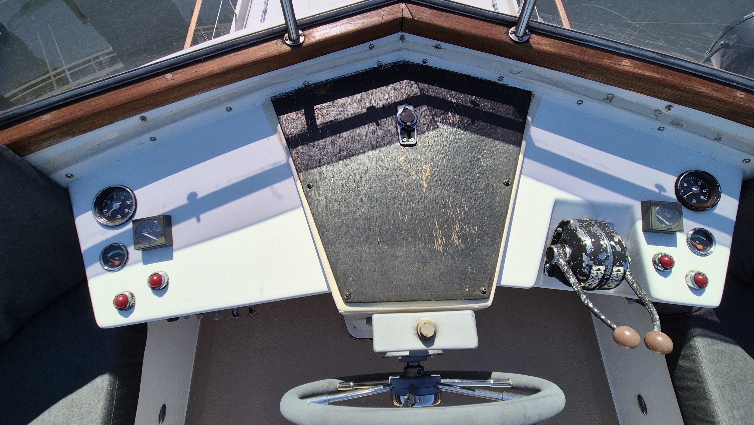 foto: 6 Ancora 44 Flybridge