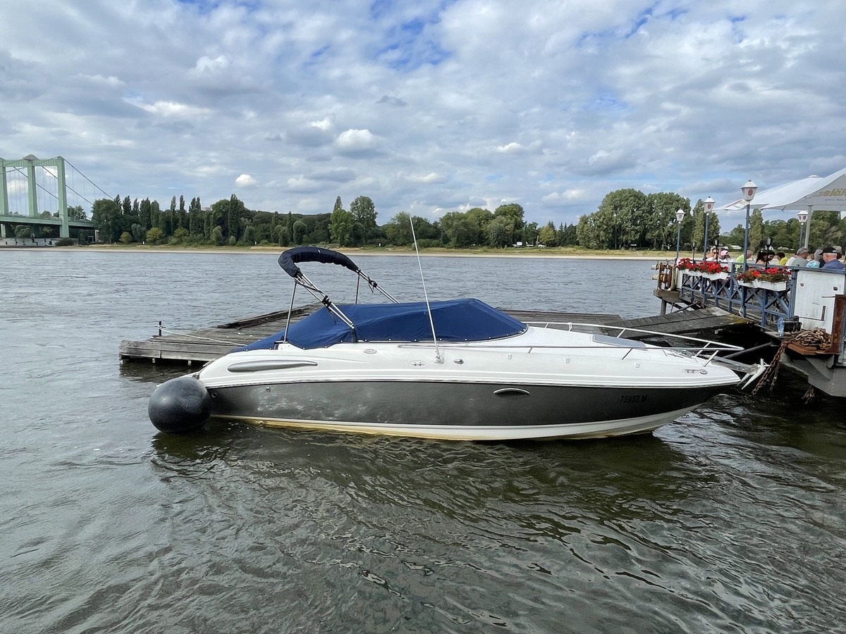 foto: 26 Chaparral 325 SSI