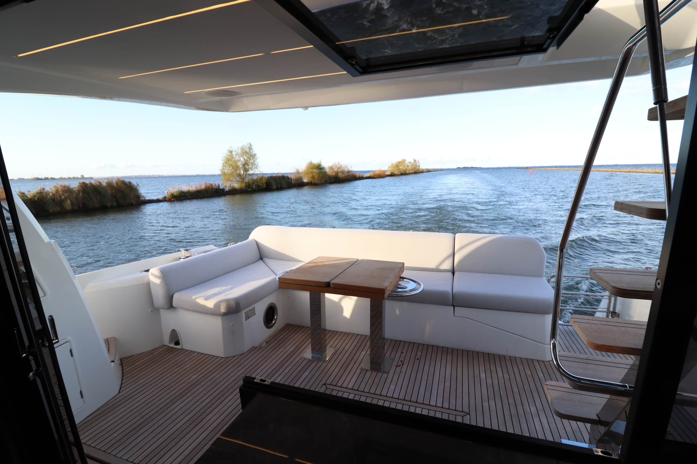 foto: 64 Prestige 590 Flybridge #64