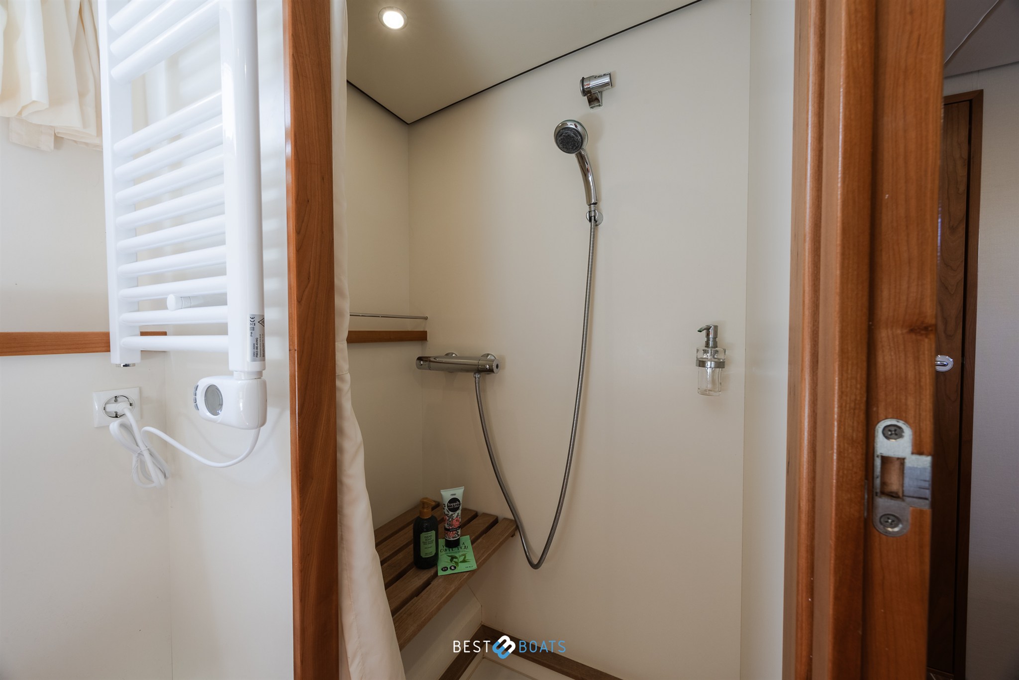 foto: 62 Linssen Grand Sturdy 43.9 AC