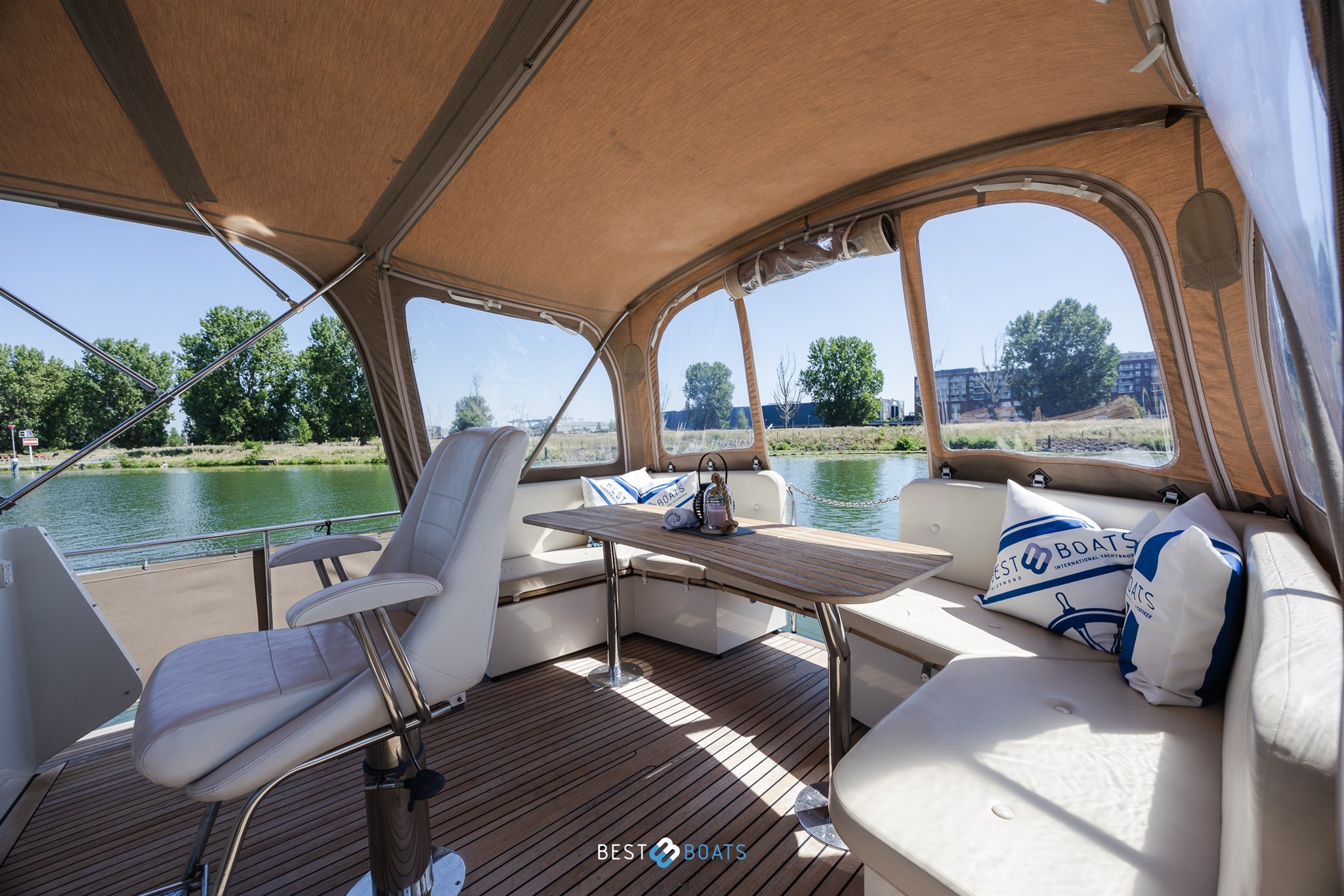 foto: 4 Linssen Grand Sturdy 45.9 AC