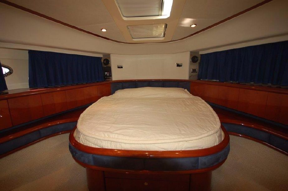 foto: 23 Fairline Squadron 58