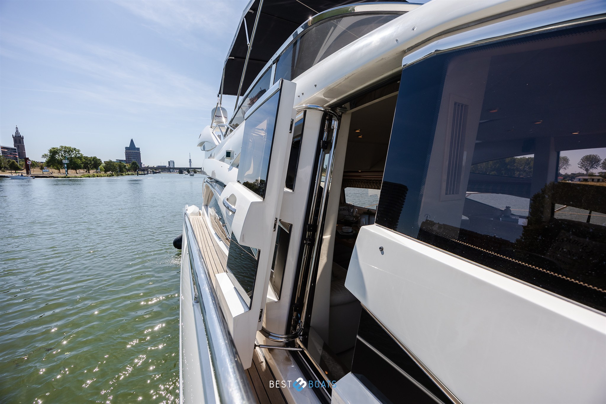 foto: 39 Sunseeker Manhattan 64