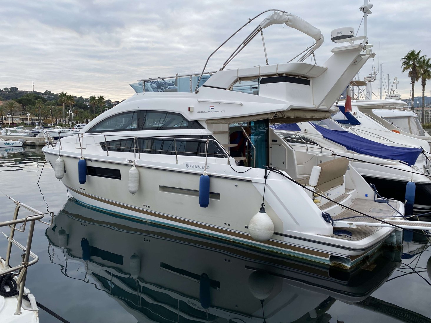 foto: 4 Fairline Squadron 42