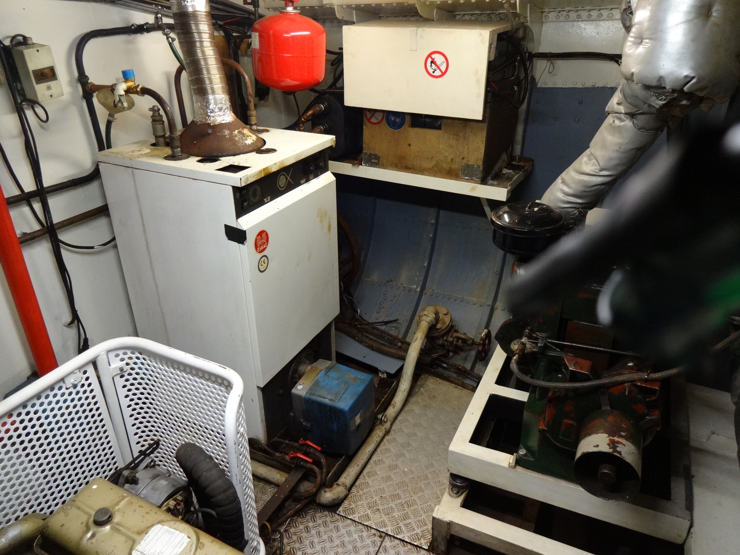 foto: 41 Hasselteraak 24.00 Charter/woonschip