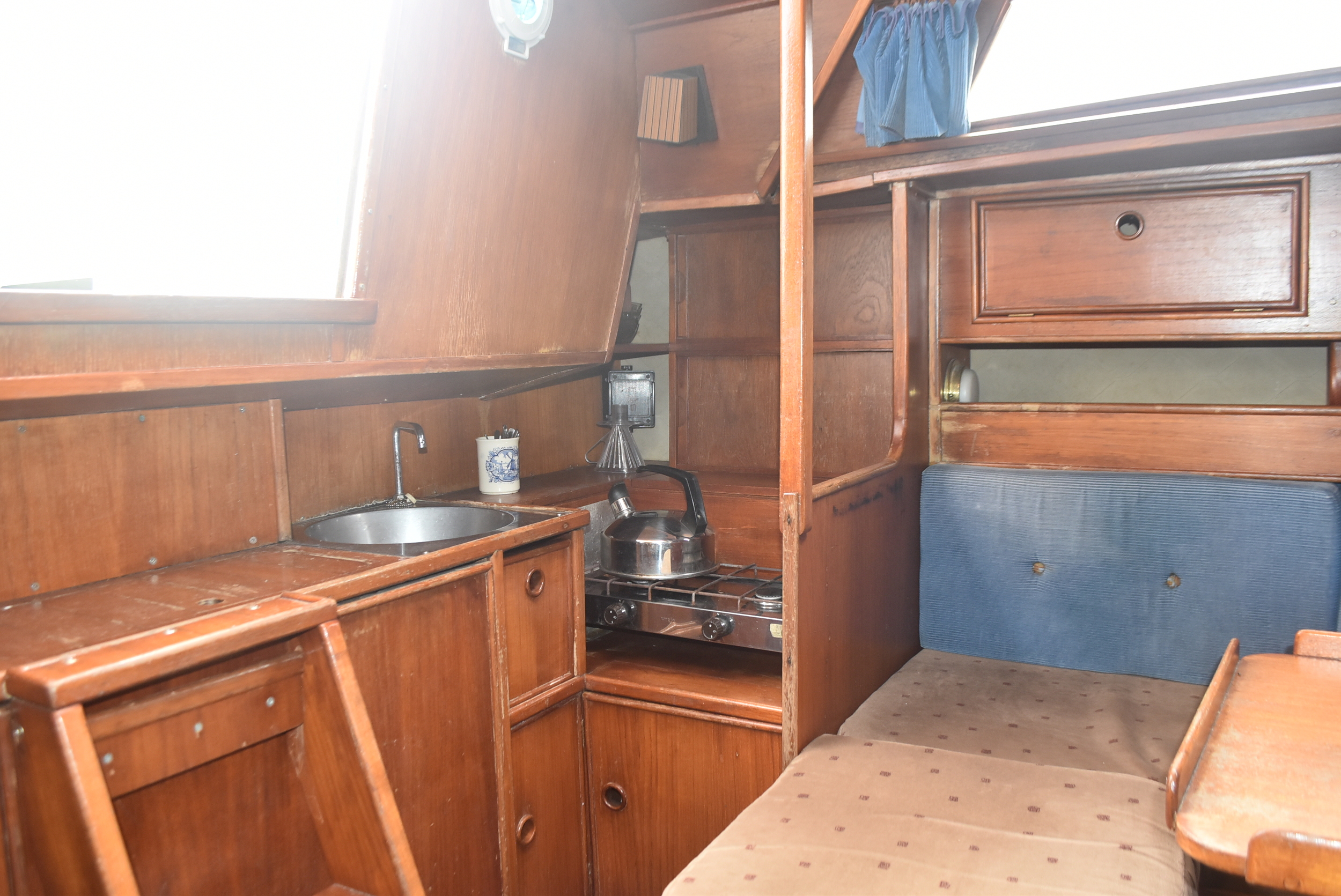 foto: 46 Friendship 28 Type 900