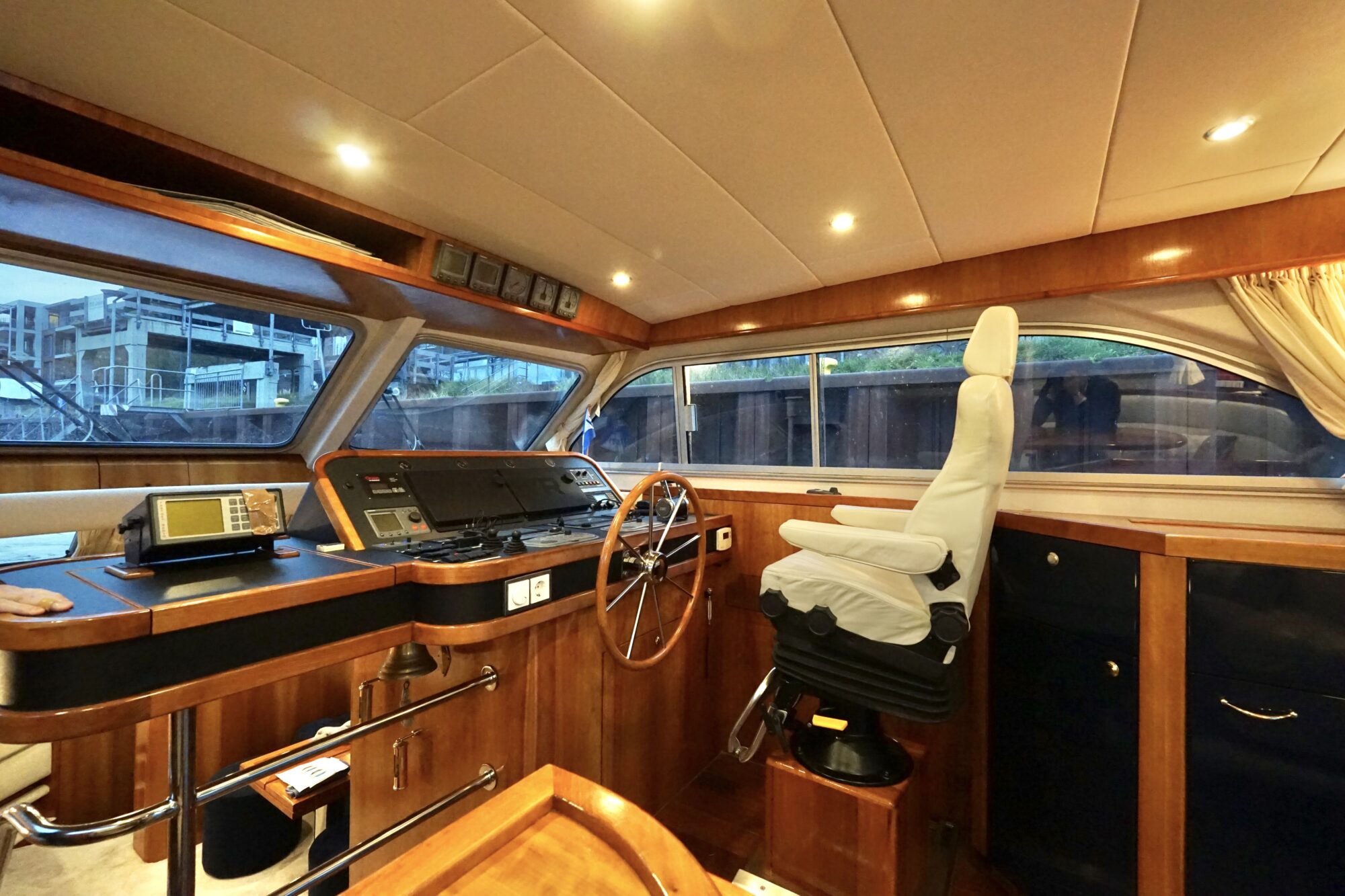 foto: 92 Van der Heijden Van der Heijden 17.00 Dynamic Deluxe VS