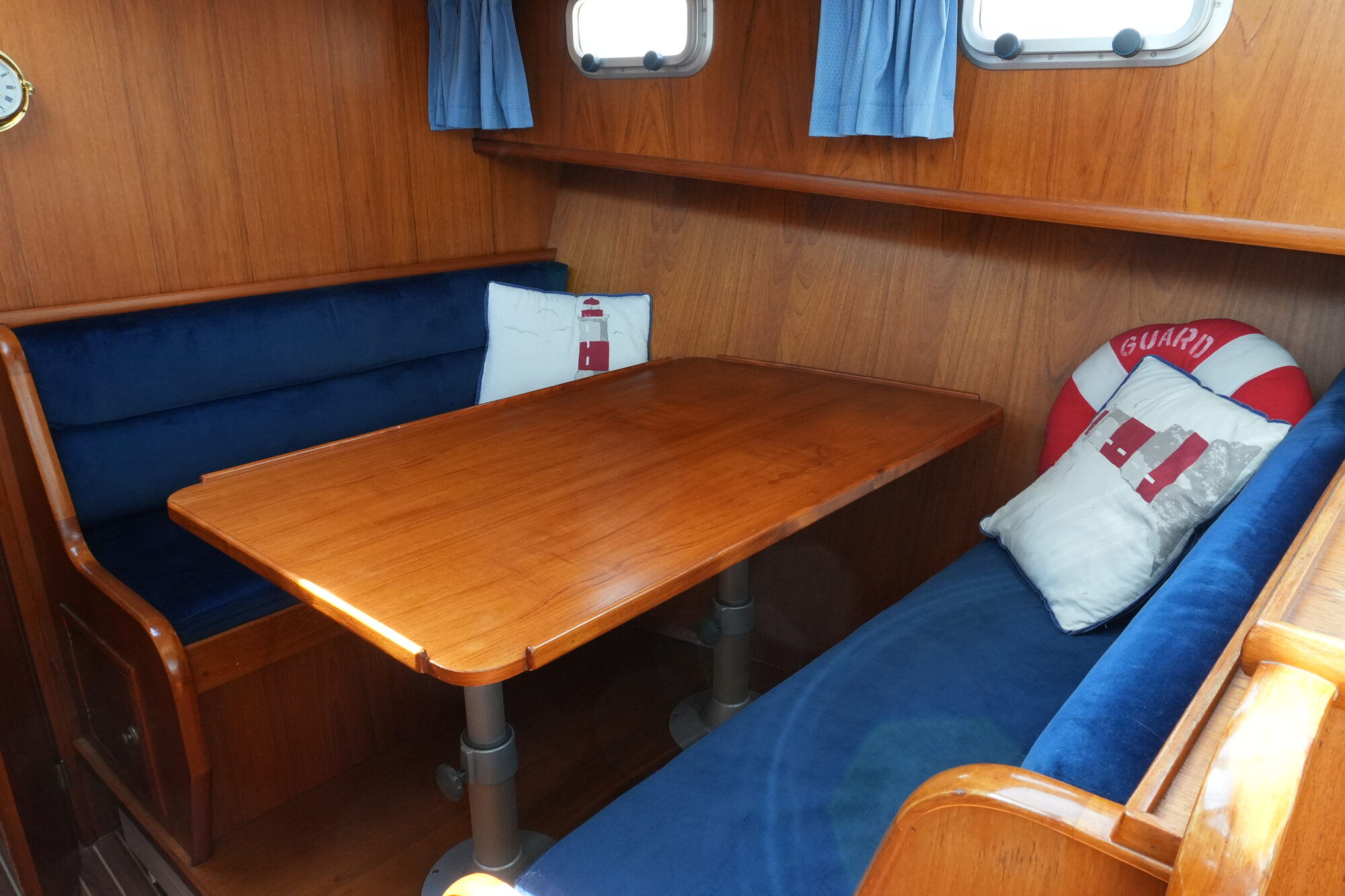 foto: 91 Monty Bank Monty Bank Kotter 41 AK Cabrio