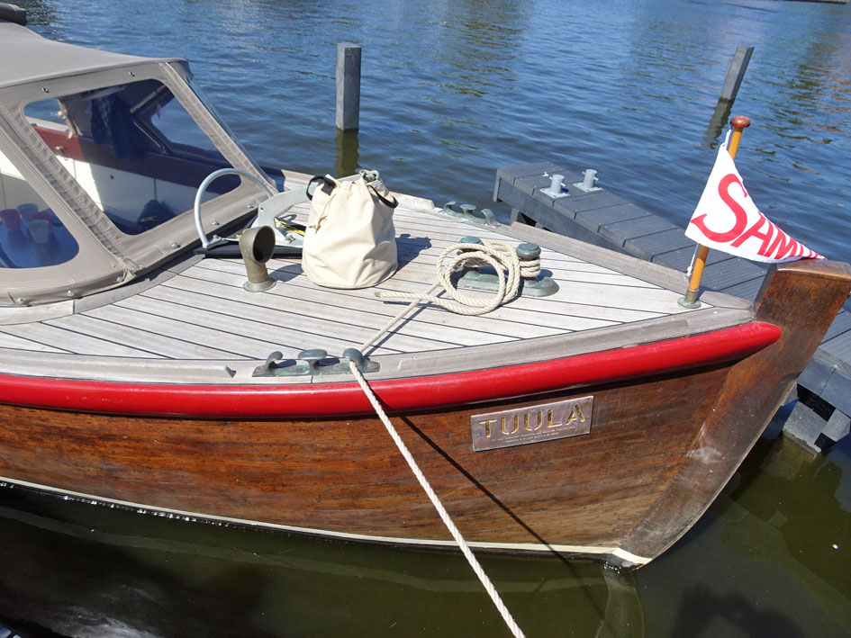 ex Marine Motorsloep 30