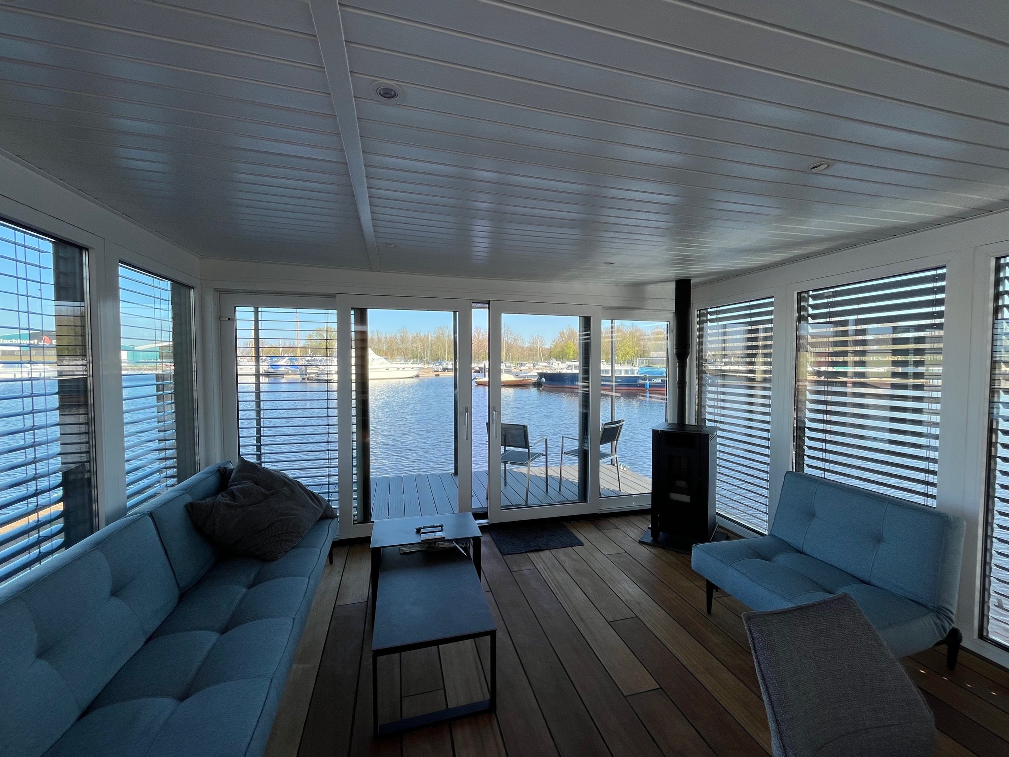 foto: 35 Dock 25 Houseboat 16 X 5 (met Ligplaats)