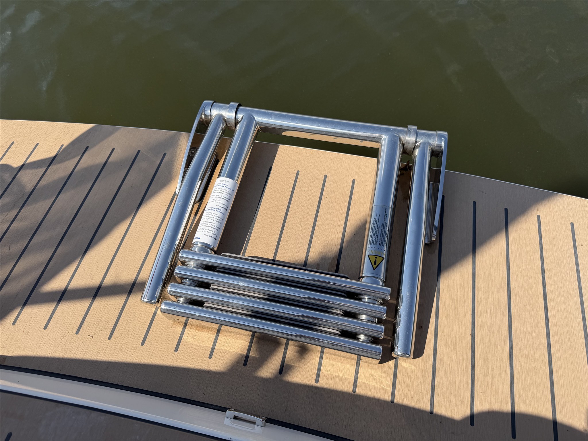 foto: 51 Interboat Intender 750 Cabin