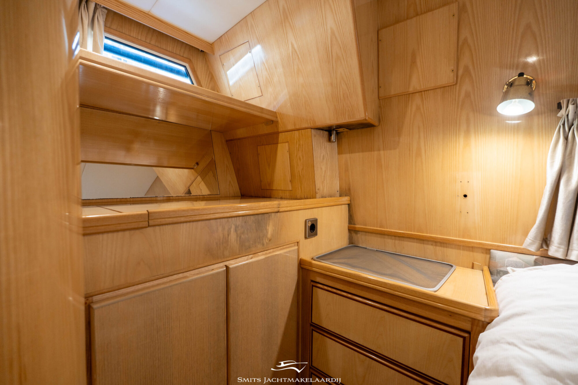 foto: 5 Astor Astor 37 Flybridge