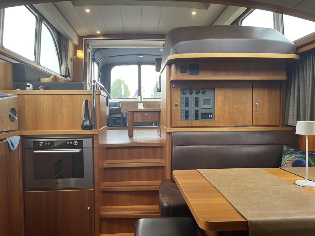 foto: 5 Linssen Grand Sturdy 470 Sedan Wheelhouse