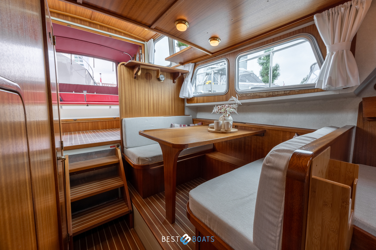 foto: 42 Linssen  Dutch Sturdy 260 OC