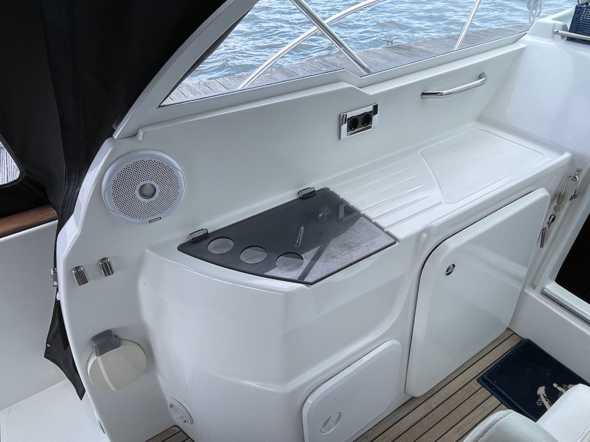 foto: 9 Beneteau Ombrine 1001