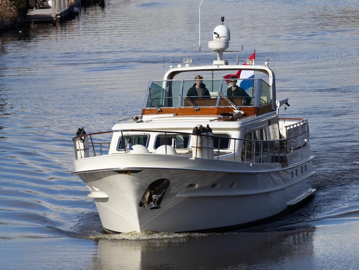foto: 121 Super van Craft Super van Craft 14.80 Cabrio