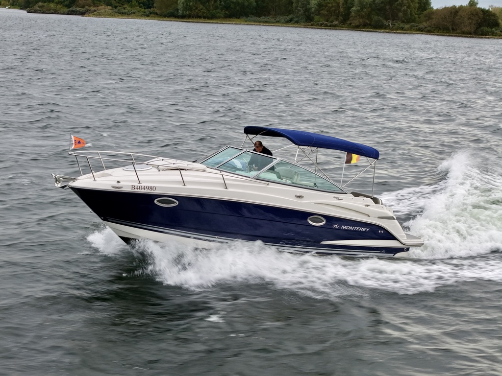 foto: 4 Monterey Monterey 260 Sport Cruiser