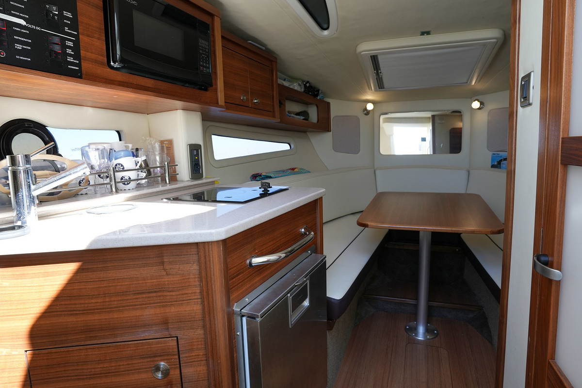 foto: 5 Sea Ray Sundancer 265