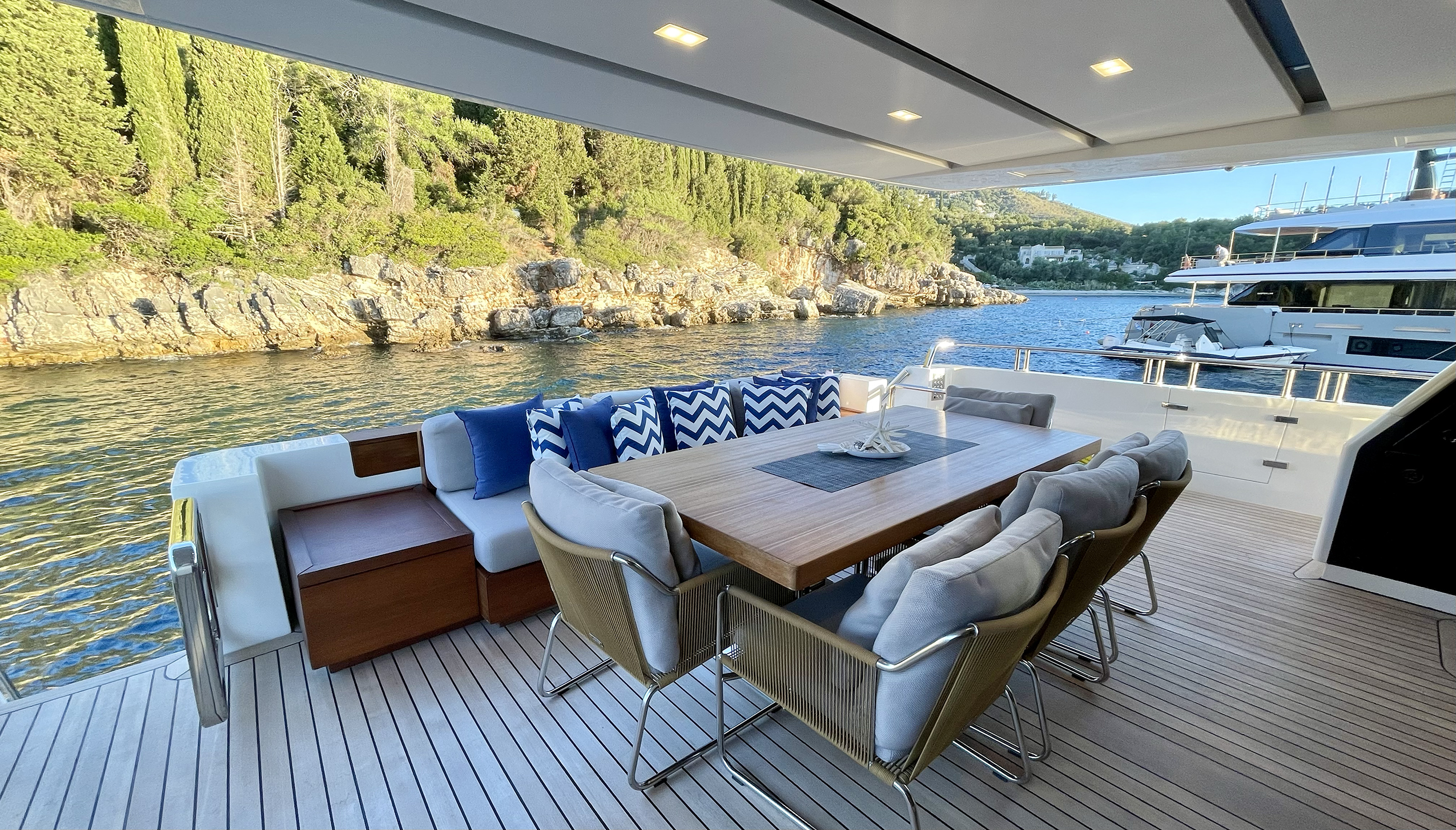 foto: 106 Sanlorenzo SL104 M/Y ST BARTH