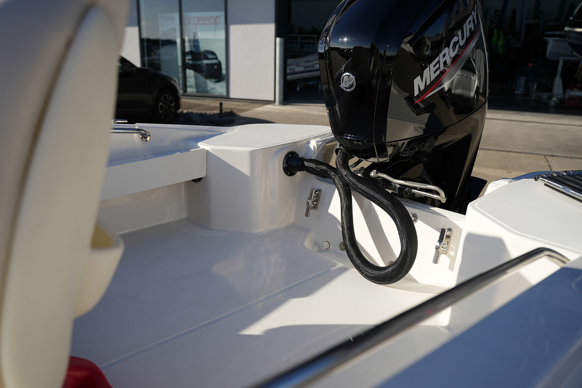 foto: 24 Boston Whaler 160 Super Sport