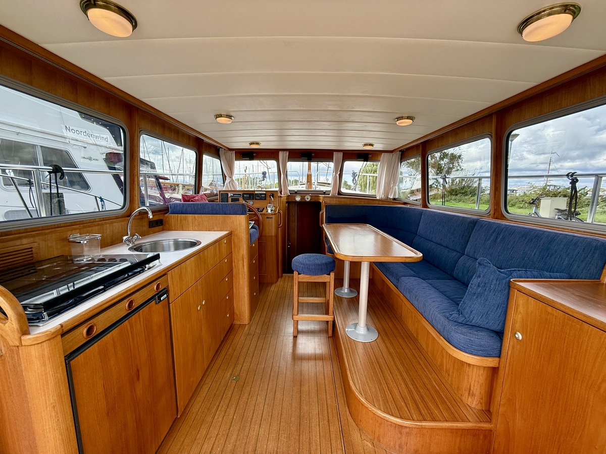 foto: 49 Barkas 1100 OK 