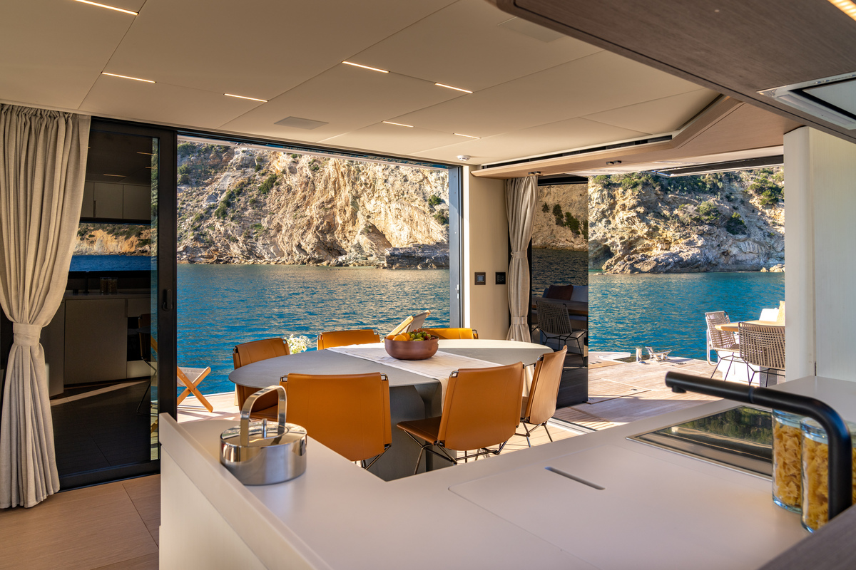 foto: 4 PARDO YACHTS Endurance 72 - NEW