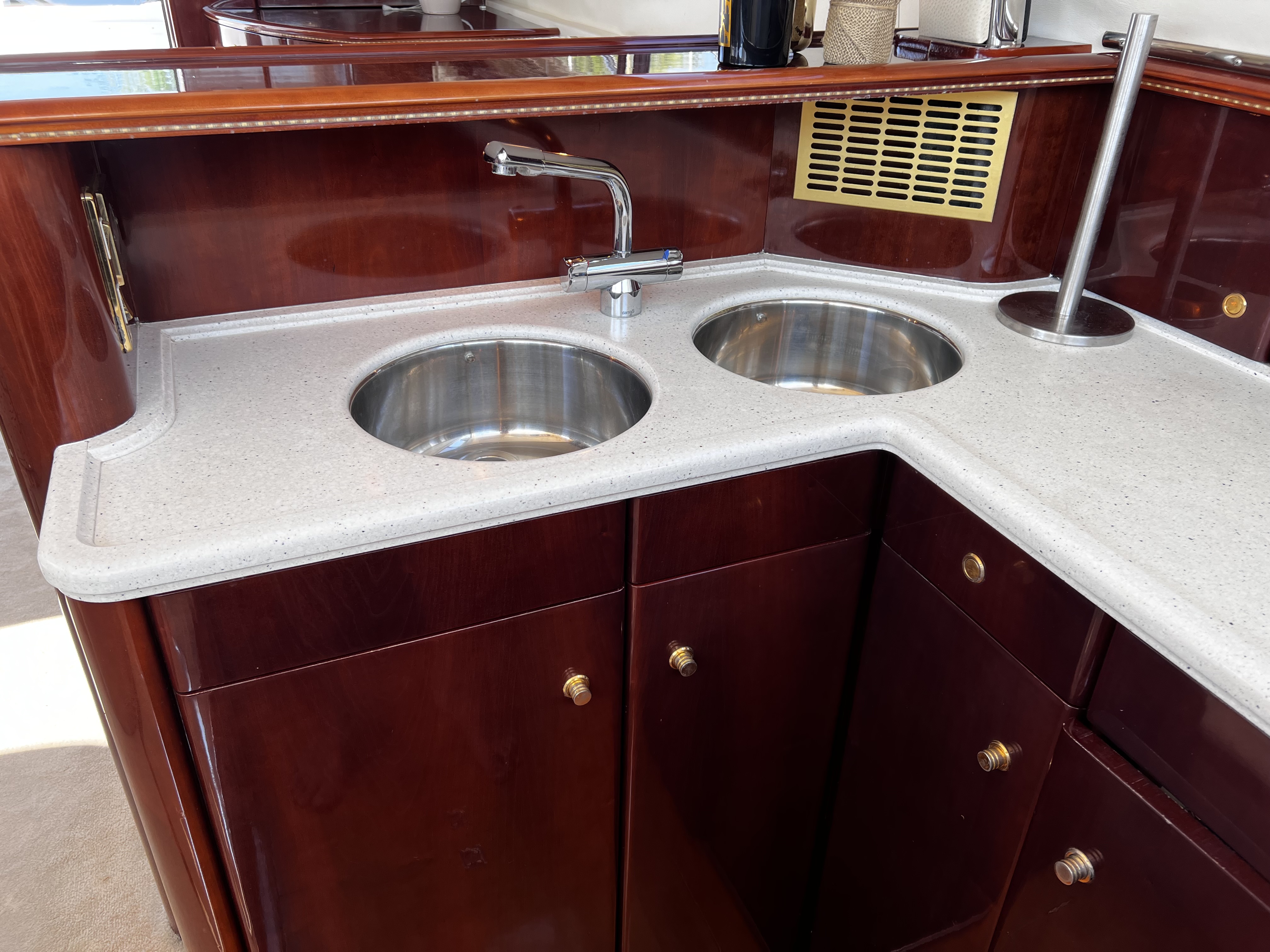 foto: 4 Princess  440