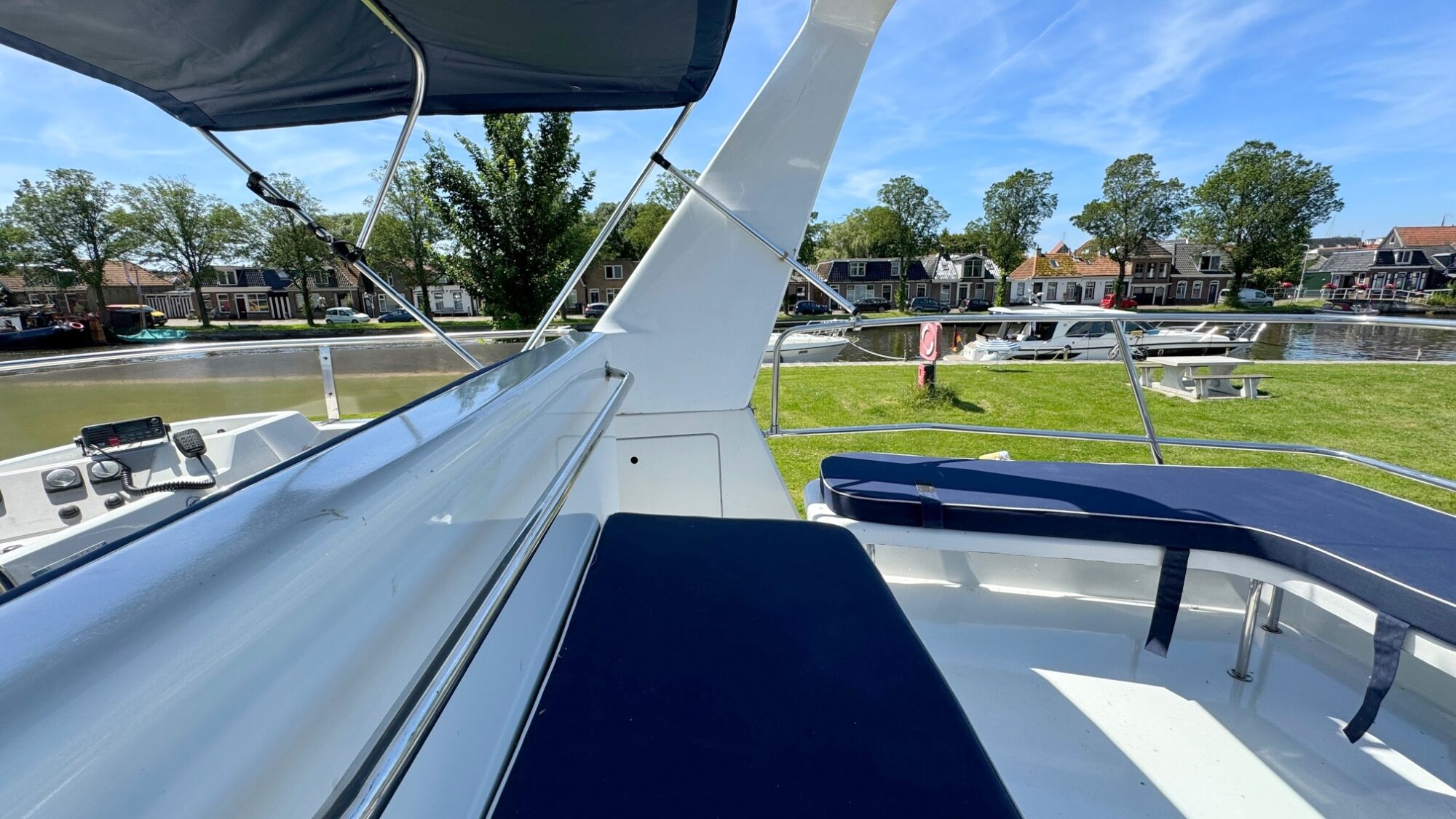 foto: 62 Whitewater Whitewater Wolfe 46 Flybridge
