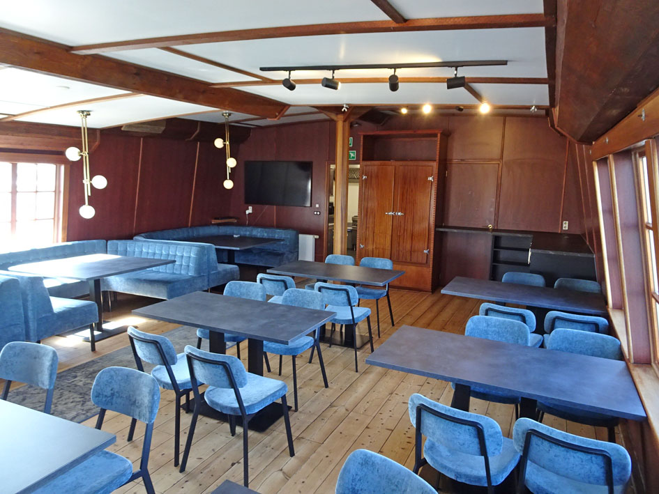 foto: 4 3 mast Charterschip / Evenementenboot 44 nachtgasten, 150 daggasten