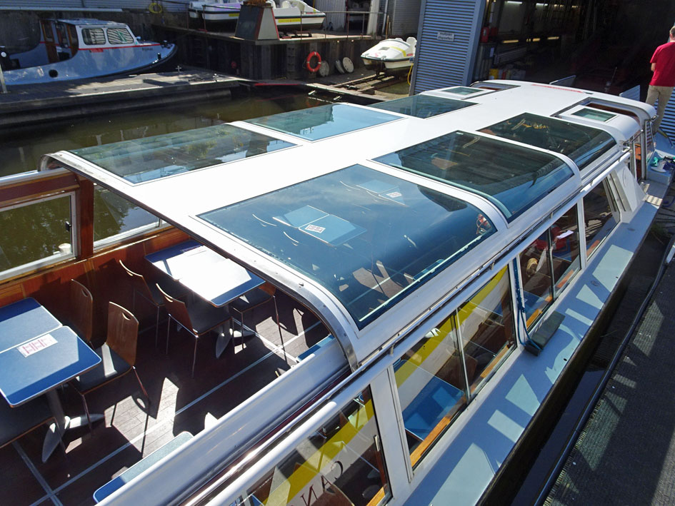 foto: 37 Amsterdamse Grachten rondvaartboot 21.80 21.80