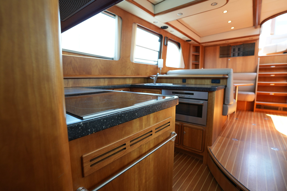 foto: 6 Linssen Grand Sturdy 500 Variotop Mark II