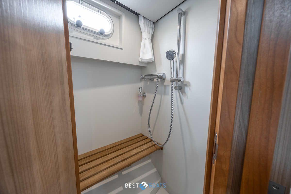 foto: 5 Linssen Grand Sturdy 35.0 AC INTERO