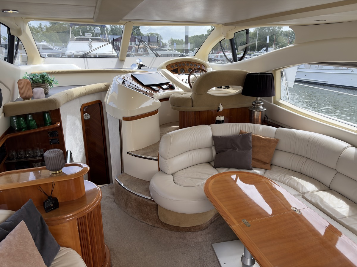 foto: 4 Azimut 46 Fly