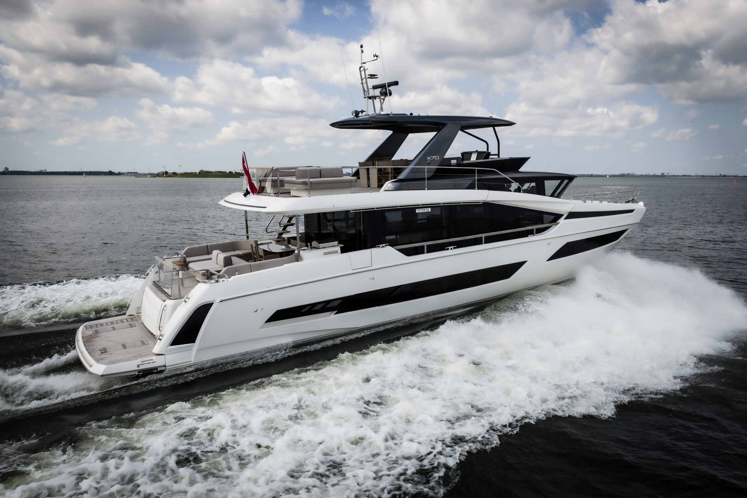 foto: 182 Prestige X70