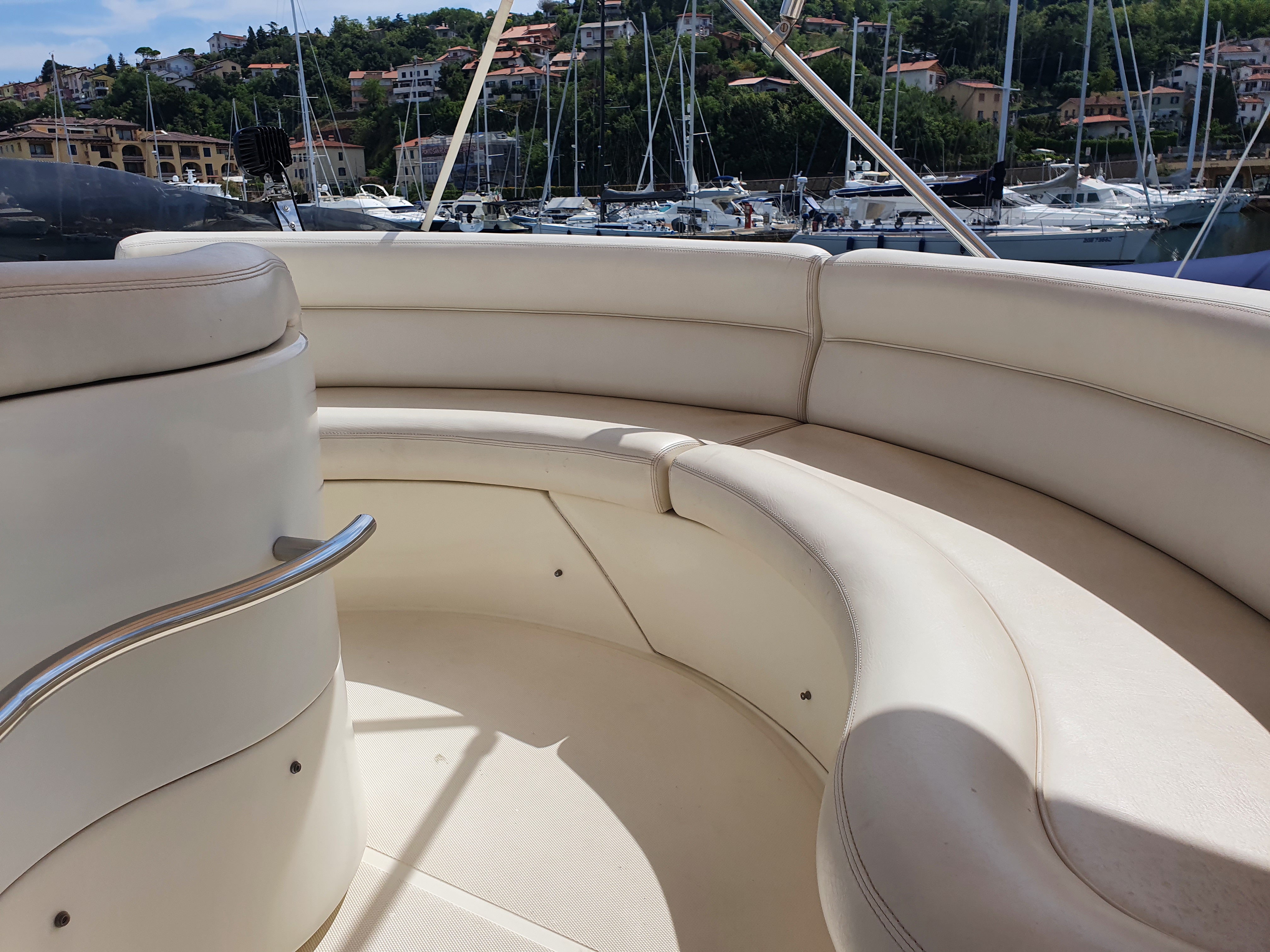 foto: 4 Azimut 42 Fly Evolution