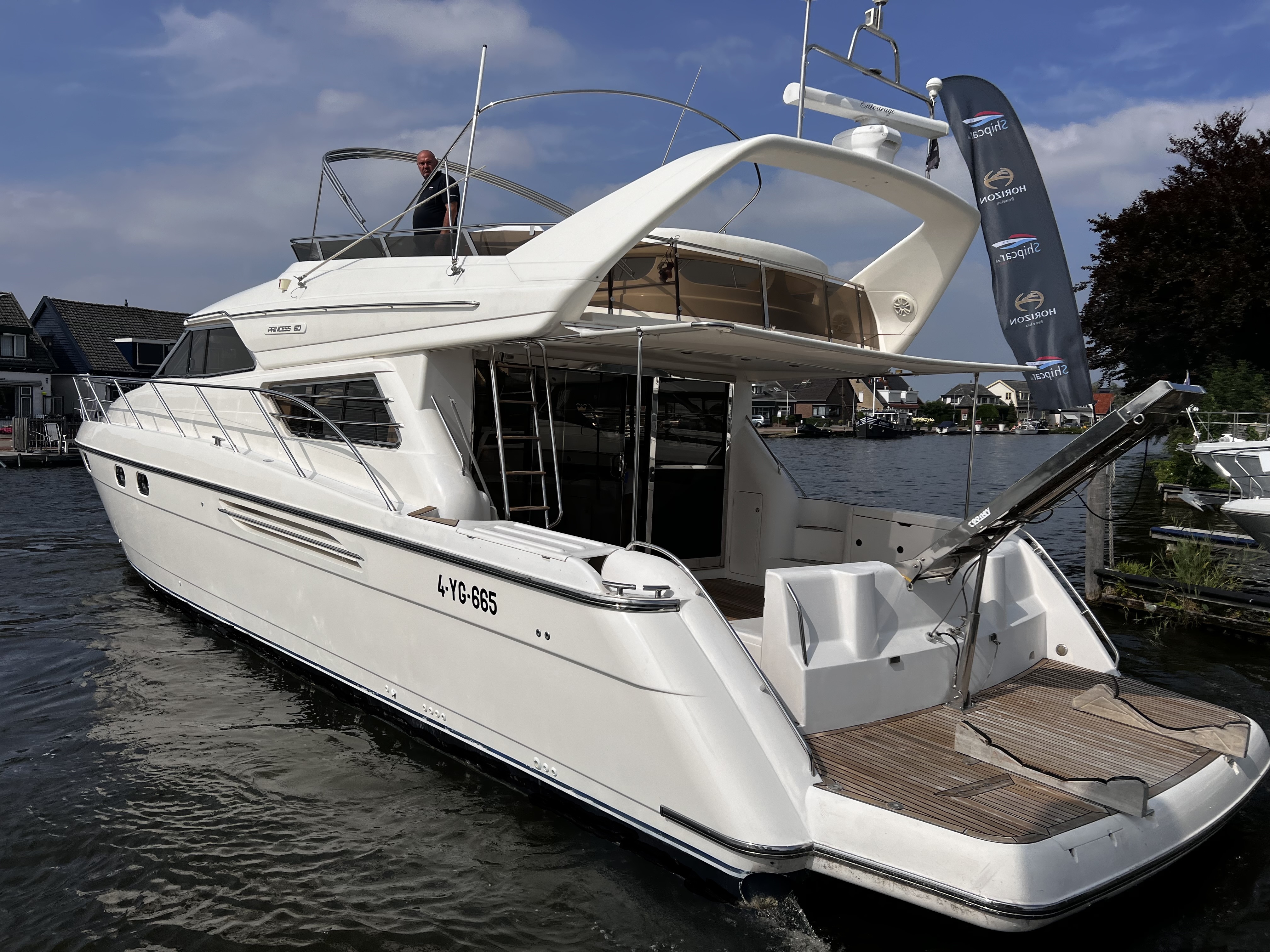 foto: 4 Princess  60 Fly