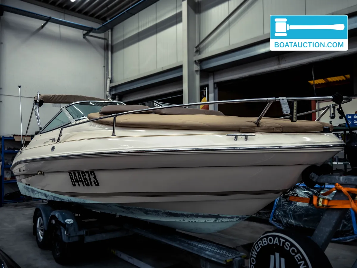 foto: 5 Sea Ray 200 Signature