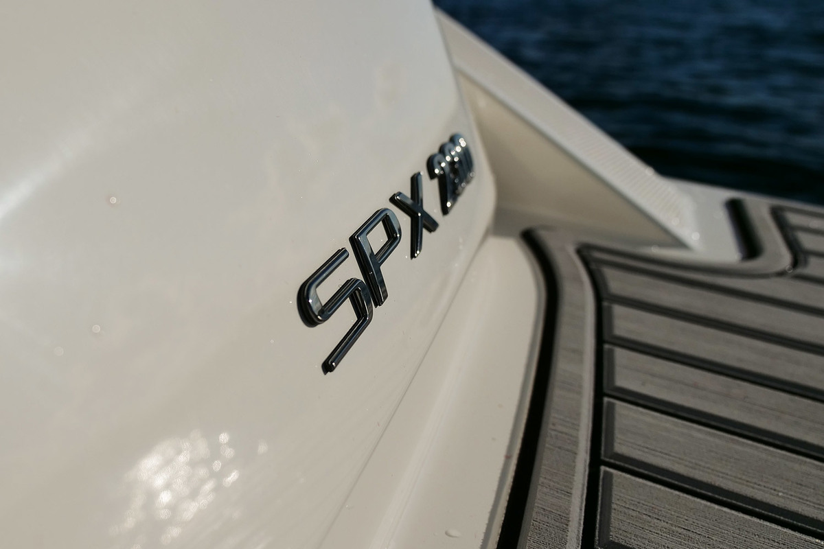 foto: 5 Sea Ray SPX 230