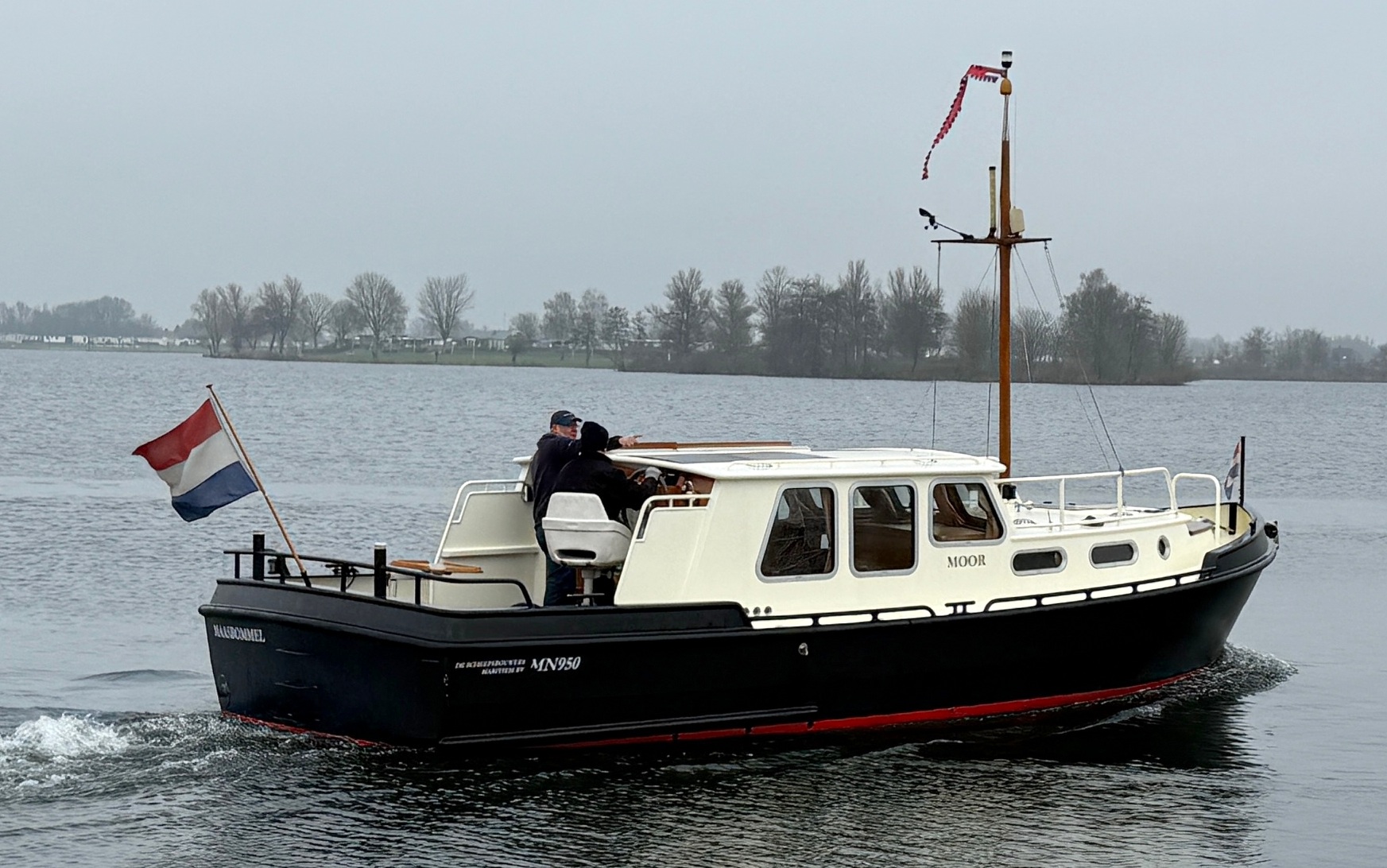 foto: 5 Mooie Nel Mooie Nel 9.50 OK