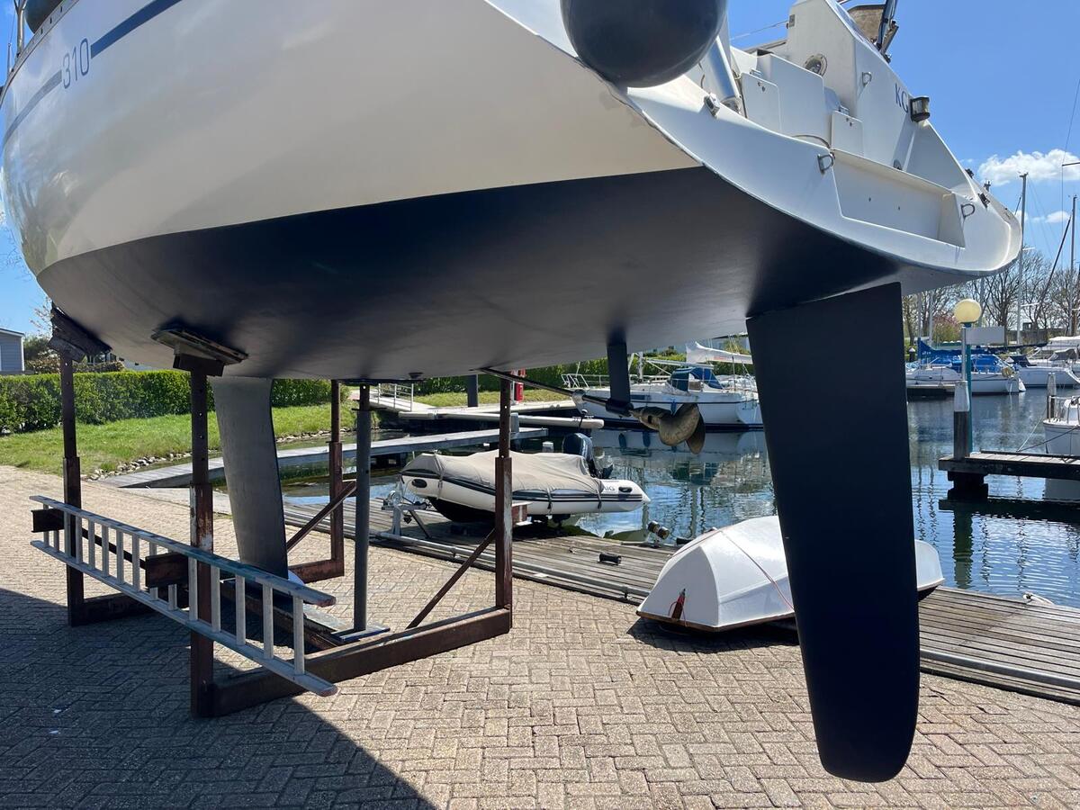 foto: 5 Beneteau First 310