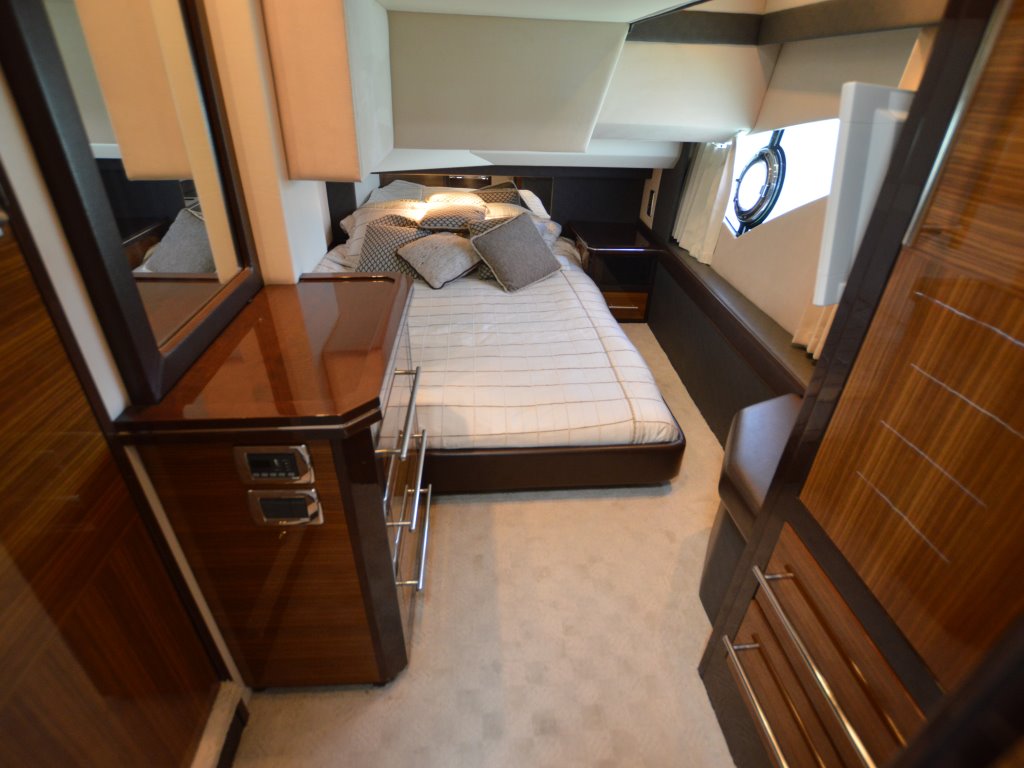 foto: 34 Marquis 500 sport yacht