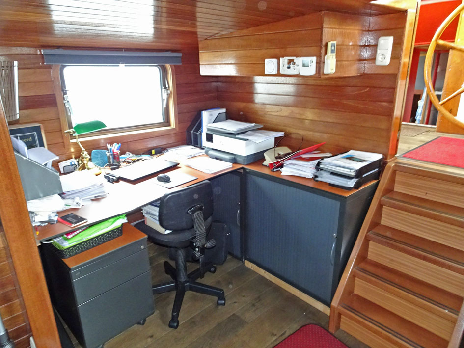 foto: 4 Spits B&B Varend Woonschip 39.09 met CvO