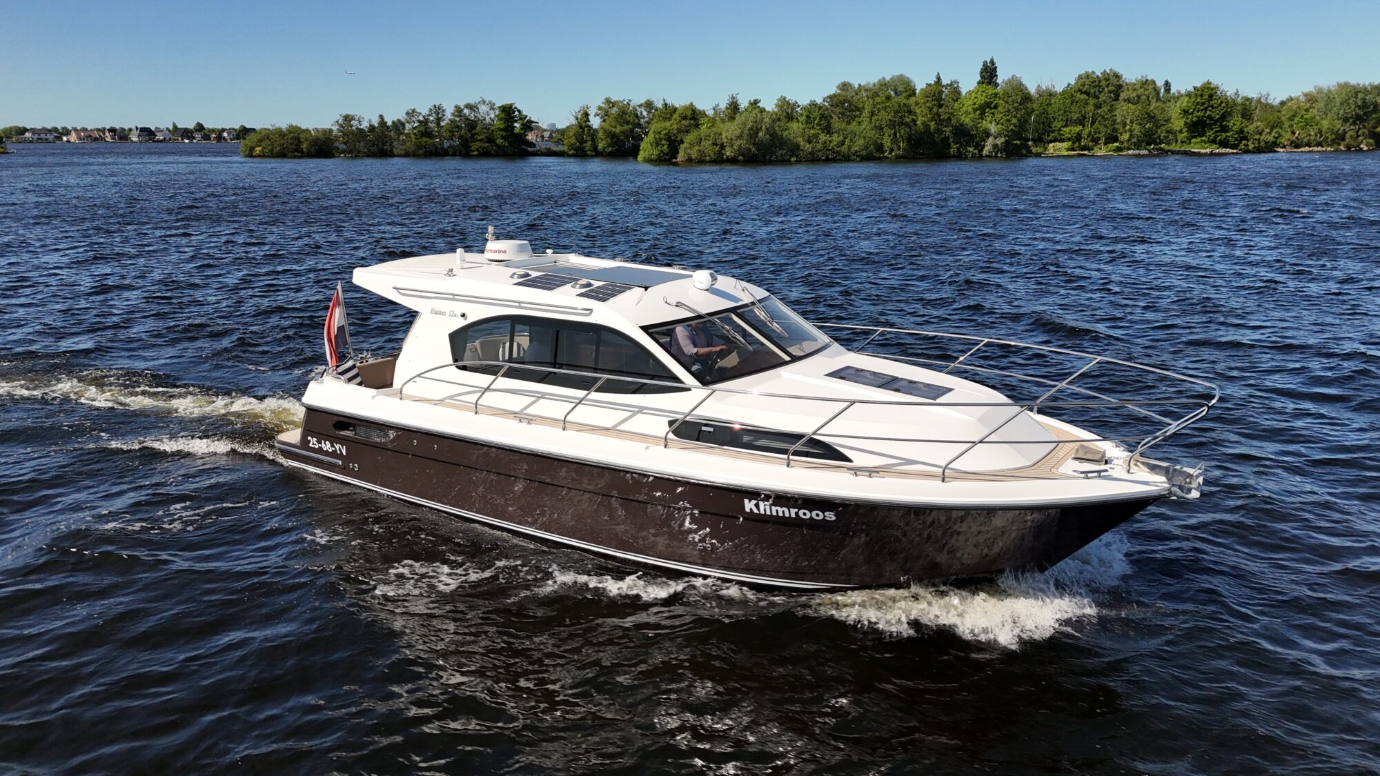 foto: 4 Haines Haines 32 Offshore