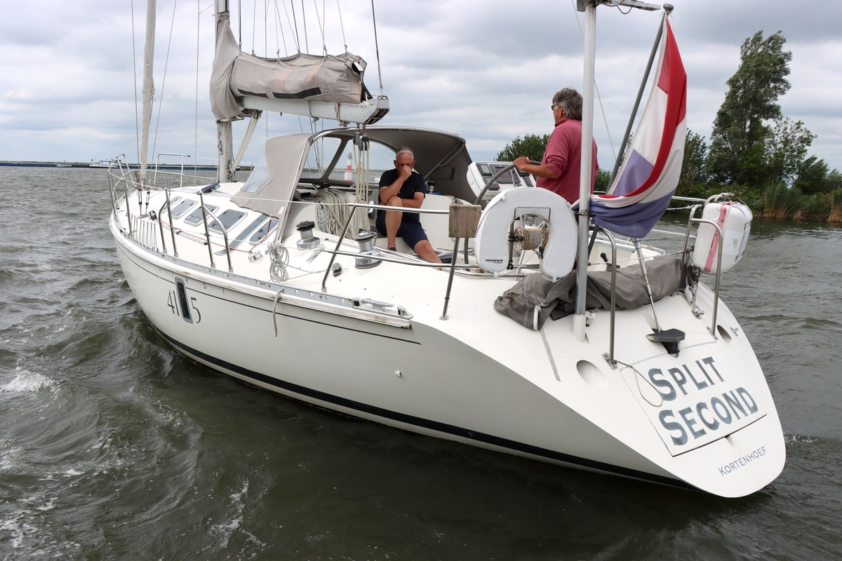 foto: 6 Beneteau  First 41S5